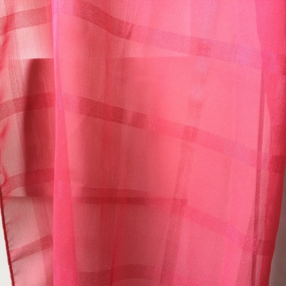 Vintage Fringed Coral Lighrweight Scarf - Picture 4 of 4